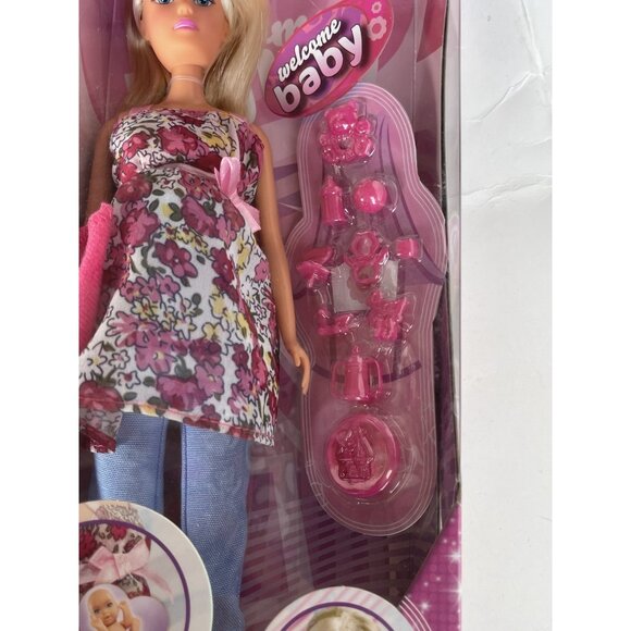 Simba Steffi Love Pregnant Doll Removable Open Tummy 11 Baby Accessories NEW - Picture 6 of 11